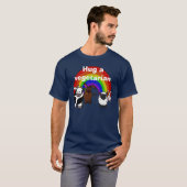 Hug a Veggie Dark T-shirt (Voorkant volledig)