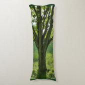 Hug een boomstam #1 lichaamskussen (Voorkant Verticaal)