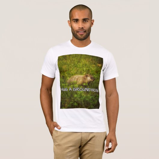 Hug een T-shirt van de grondhog (Voorkant volledig)