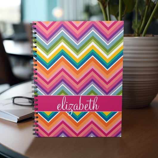 Huge Colorful Chevron Pattern met naam Notitieboek