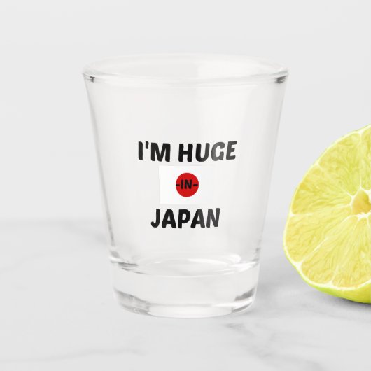 HUGE IN JAPAN SHOT GLAS (Voorkant)