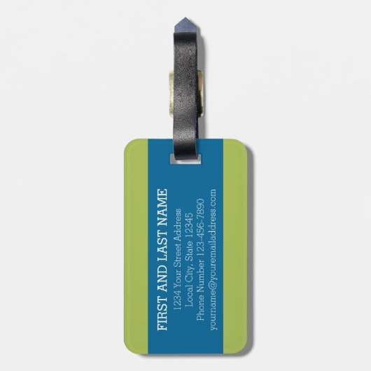 Huge Monogram Letter T Bright Blue Chevrons Bagagelabel (Achterkant verticaal)