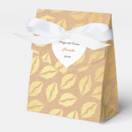 Hugs and Kisses Cardboard Birthday Wedding Favor Bedankdoosjes