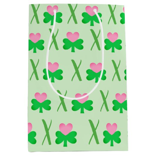 Hugs en Kisses Shamrock and Heart Gift Bag Medium Cadeauzakje (Voorkant)