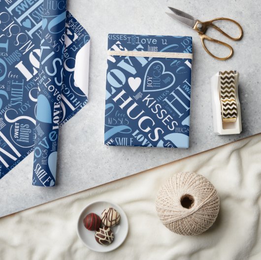 Hugs en Kisses Word Cloud Blue ID286 Cadeaupapier (Crafts)