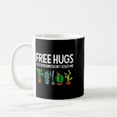 Hugs Just Kidding Don't Touch Me Funny Cactus Joke Koffiemok (Links)