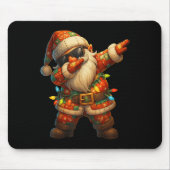 Hugvyn Christmas_ Patchwork Dabbing Santa Claus Xm Muismat (Voorkant)