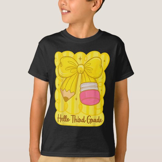 Hugvyn Ck naar school Coquette potlood derde leerj T-shirt (Voorkant)