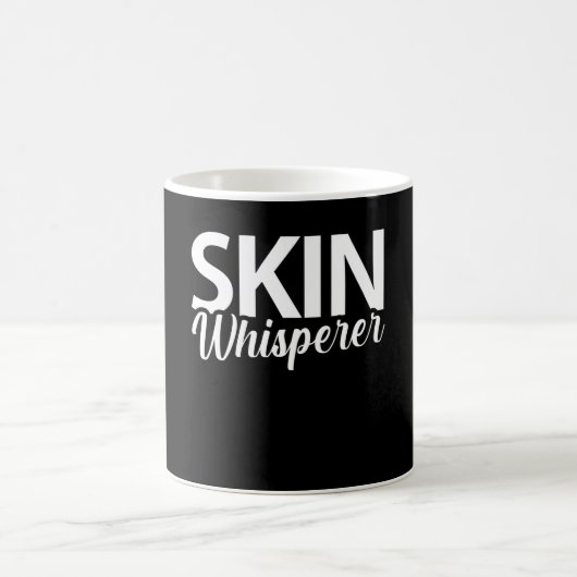 Huid Whisperer Funny Skin Dermatology Koffiemok (Center)
