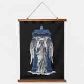 Huilende engel met blauwe politie box 1 hangend wandkleed (Voorkant)