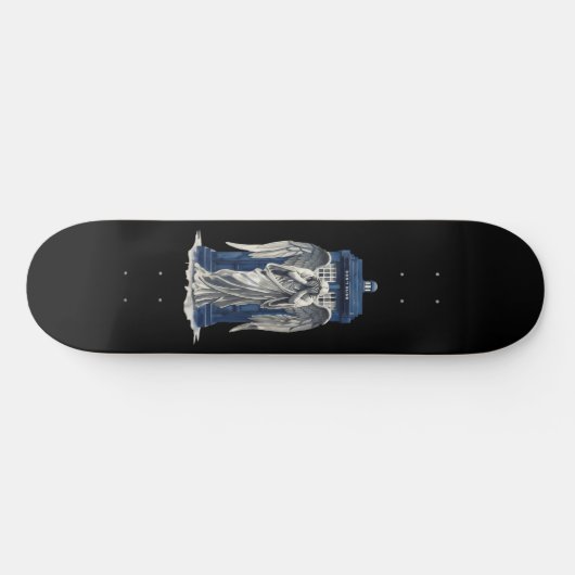 Huilende engel met blauwe politie box 1 persoonlijk skateboard (Horizontaal)