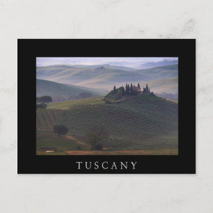 Huis in Toscane in de ochtend van het zwarte brief Briefkaart
