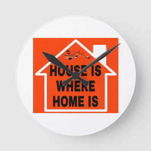 HUIS IS WAAR HET HART IS LOGO ZWARTE LETTERS ORANJ RONDE KLOK