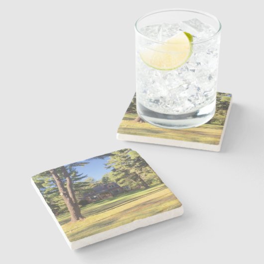 Huis met pijnbomen stenen onderzetter (Zijkant)