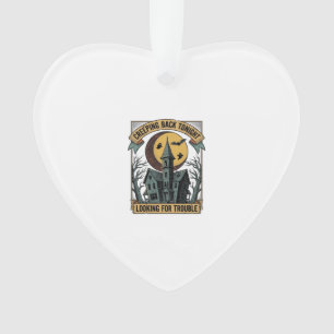 Huis met spoken-shirt met gegraveerd spookhuis-maa ornament