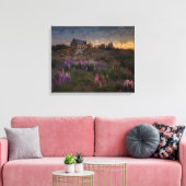 Huis onder lavendel canvas afdruk (Insitu (Woonkamer))