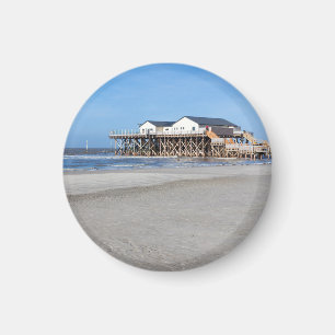 Huis op stelten op het strand van St. Peter Ording Magneet