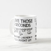 Huis schoonmaken op wasdag Funny koffiemok (Voorkant links)