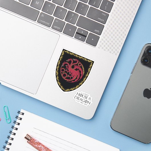 HUIS VAN DE TEKST | House Targaryen Crest Sticker (Laptop met iPhone)