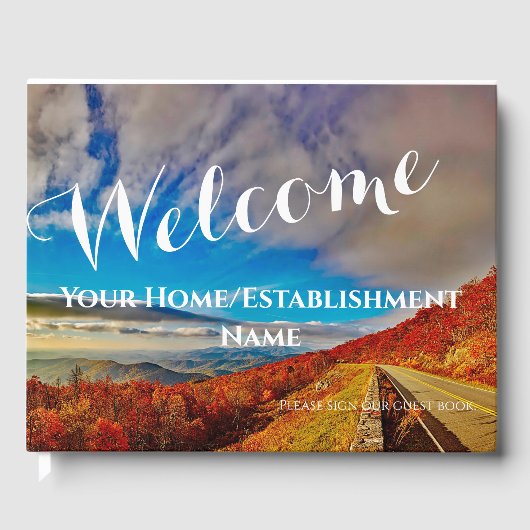 Huisboek voor gasten/ Logeeradres in een berglands Gastenboek (Voorkant)