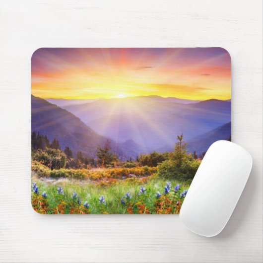 Huishoudelijke zonsondergang in het berglandschap muismat (Met muis)