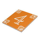 Huisnummer - Spaans Wit op Sinaasappel Tegeltje (Zijkant)