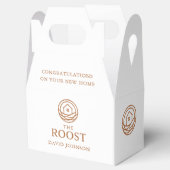 Huisopwarmingslogo Makelaar Onroerend Goed Bedankdoosjes (Geopend)