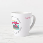 Huiswerk - naaimachine - gepersonaliseerd latte mok (Rechterhoek)