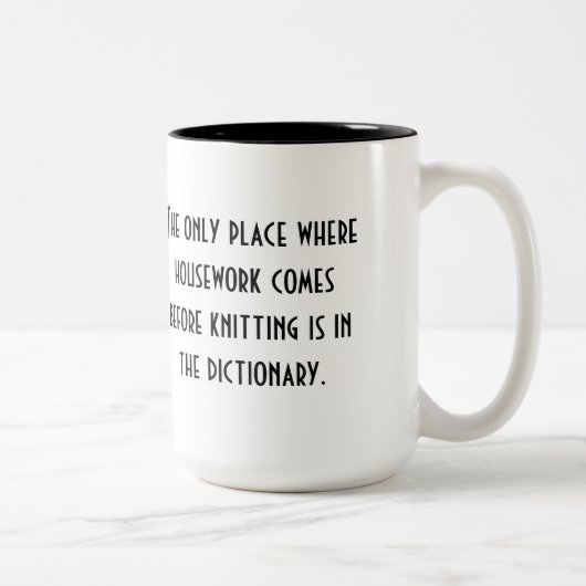 Huiswerk versus breien tweekleurige koffiemok (Rechts)