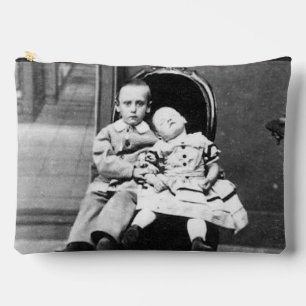 Huiveringwekkend Vintage Portret van Broers en Zus Etui