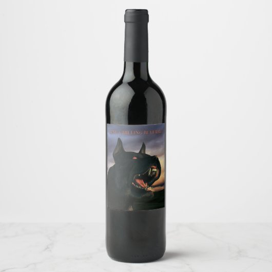 Huiveringwekkende drank. Grote, zwarte hond Wijn Etiket (Voorkant)