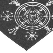 Hulinhjálmur – Noors teken van onzichtbaarheid Korte Tafelloper (Hoek)