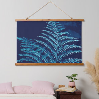 Humeurige Cyaan en Blauwe Varens Cyanotype Geïnspi Hangend Wandkleed