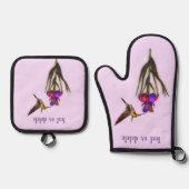 Hummingbird and Iris Flower Personalized Ovenwant & Pannenlap Set (Voorkant)