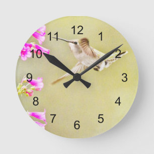 Hummingbird and Pink Blooms Ronde Klok