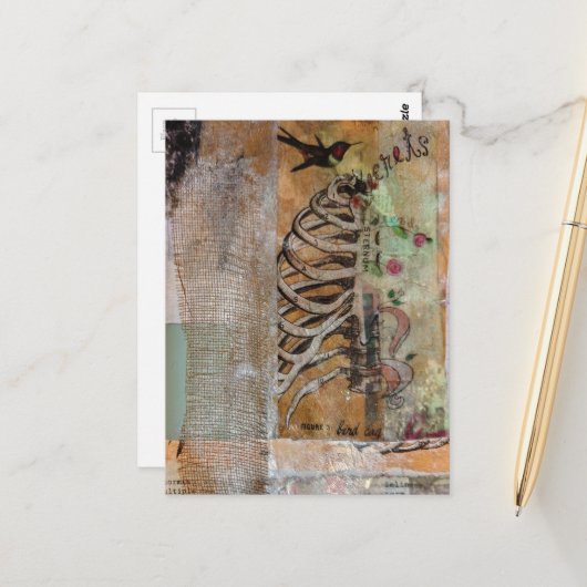 Hummingbird and ribcage mixed media collage briefkaart (Voorkant / Achterkant in situ)