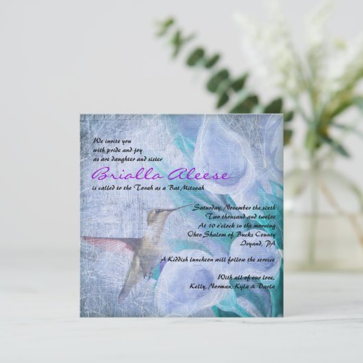 HUMMINGBIRD EN CALLA LILY Bat Mitzvah Invitation Kaart (Staand voorkant)