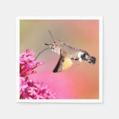 Hummingbird Hawk-moth-vlinder tijdens de vlucht Servet (Voorkant)