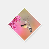 Hummingbird Hawk-moth-vlinder tijdens de vlucht Servet (Hoek)