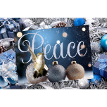 Hummingbird kerstkaart kaart<br><div class="desc">Hummingbird Christmas Kaart. Deze kaart is gemaakt met een foto die ik zelf heb gemaakt. Als ik met gesloten ogen naar de kolibrie in de lucht kijk,  denk ik aan rust en daarom heb ik hem op een Kaart gemaakt.</div>
