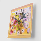 Hummingbird met Paarse Lilacs en Gele Orchids Vierkante Klok (Hoek)