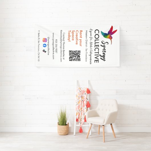 Hummingbird Modern Business Logo QR-code Spandoek (Insitu)