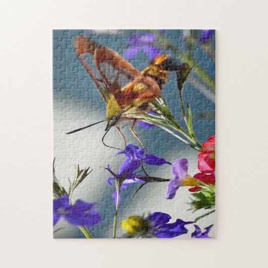 Hummingbird Sphinx Moth Butterfly. Legpuzzel (Verticaal)