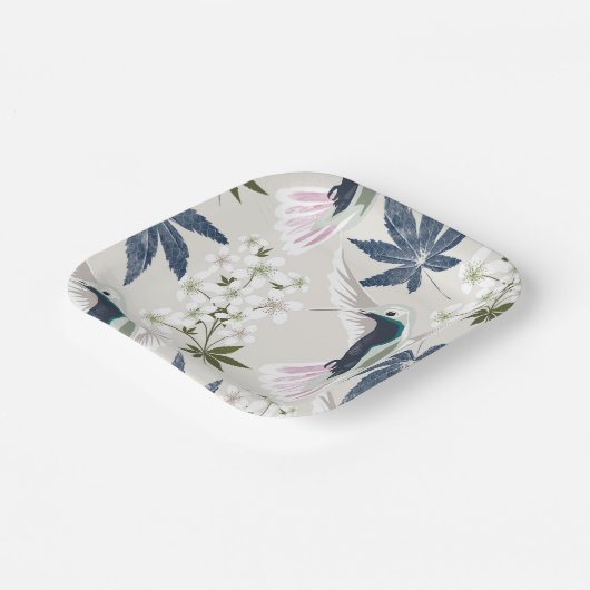Hummingvogels en witte bloemen. papieren bordje (Gebogen)