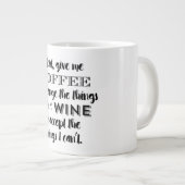 Humor Mok - Geef me koffie en wijn (Voorkant rechts)