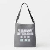 Humor Paranormale Onderzoekers (Wit) Crossbody Tas (Achterkant)