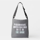 Humor Paranormale Onderzoekers (Wit) Crossbody Tas (Voorkant)