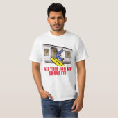 Humor van de noodkhut voor de vlucht t-shirt (Voorkant volledig)