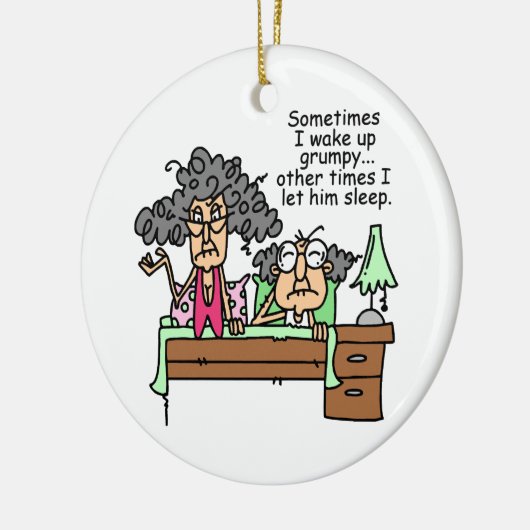 Humoristisch laat chagrijnig slapen keramisch ornament (Links)