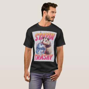 Humoristische Disco Opossum Typografie Grafisch T-shirt